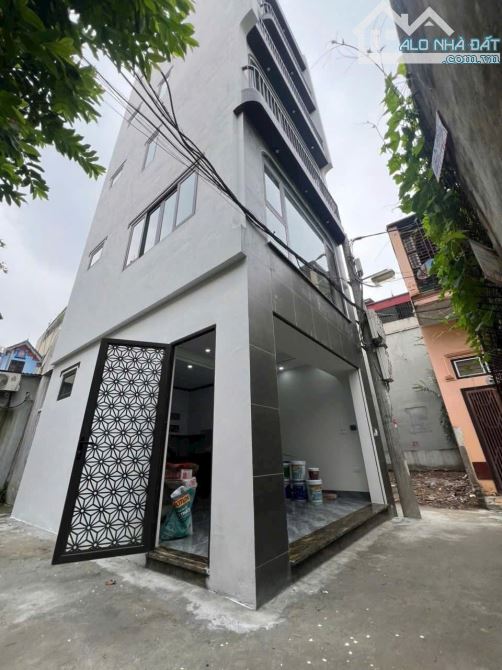 BÁN NHÀ LÔ GÓC THẠCH BÀN LONG BIÊN 6,2 TỶ 6 TẦNG 35m Ô TÔ KINH DOANH GẦN CẦU VĨNH TUY - 1