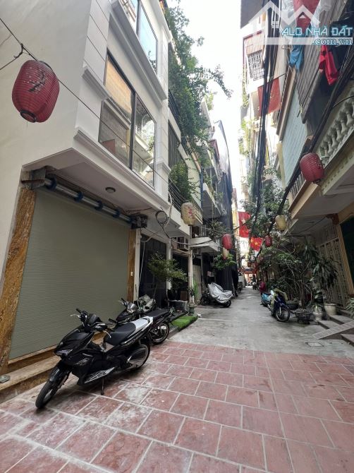 BÁN NHÀ NGÔ TẤT TỐ ĐỐNG ĐA 45m 5T Mt 4m GIÁ 14.5 TỶ THANG MÁY LÔ GÓC KINH DOANH. - 1
