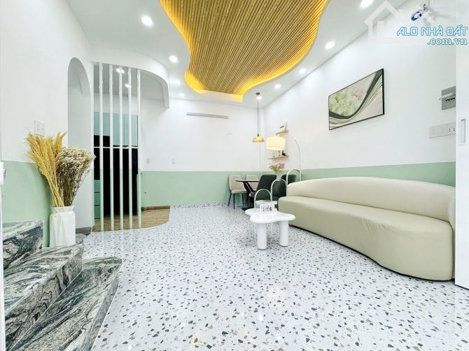 Bán nhà mới 2 lầu gần MT đường nhánh Dương Bá Trạc P.1 Quận 8 - 1