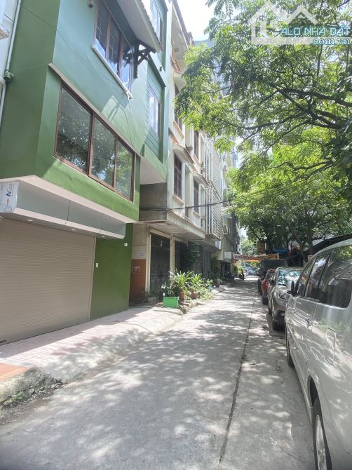 MẶT PHỐ NGỌC KHÁNH - CẠNH KHU CAO CẤP GIẢNG VÕ - LÔ GÓC 5 TẦNG THANG MÁY - KINH DOANH VIP - 1