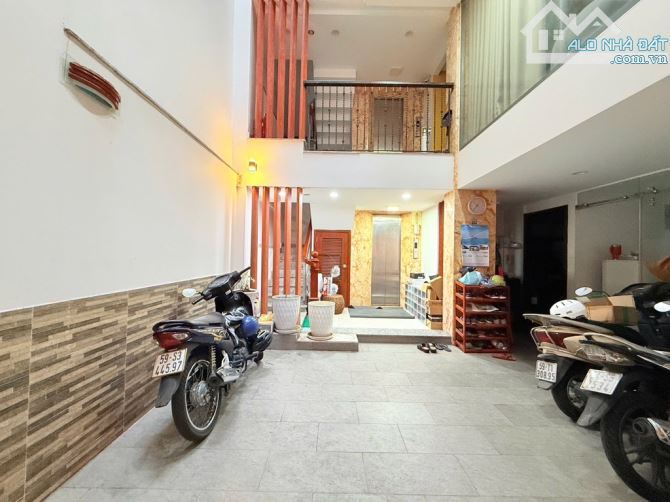 HẺM XE HƠI 6 M NƠ TRANG LONG BT 6 TẦNG THANG MÁY 8,5 X 13 M - 1