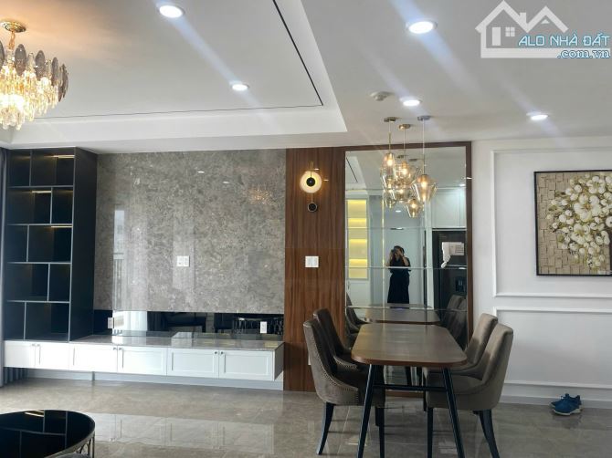 BÁN CĂN GÓC SUNRISE RIVERSIDE 99M2 - 3PN - TẦNG CAO - 6,6 TỶ - 1