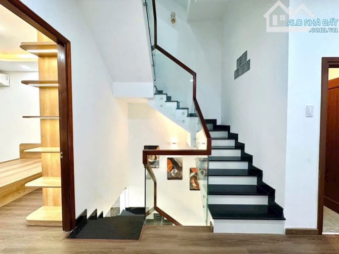Nhà Ngay Nguyễn Văn trỗi, Nguyễn Đình Chính, P.Nhuận, DT:4.3x13.5m, 5tầng, Giá 12.9tỷ - 1