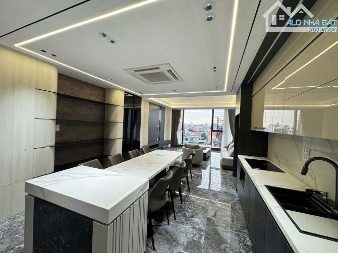 Bán Nhà Trung tâm Gia Thụy Long Biên 41m2 7T, Gara Ô Tô, Thang Máy, Full Nội Thất - 1X Tỷ - 1