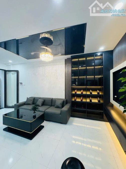Bán Nhà Hoàng Hoa Thám DT 55m2x4 Tầng Lô Góc 2 Thoáng Giá Nhỉnh 8 Tỷ - 1