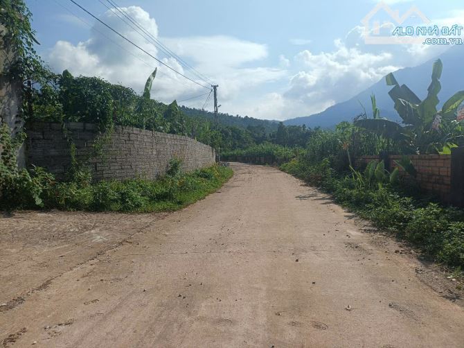 Chỉ 6tr/m2, mảnh đất lô góc siêu mịn tại Yên Bài, view núi, oto tránh, mt lớn, gần LVH.. - 1