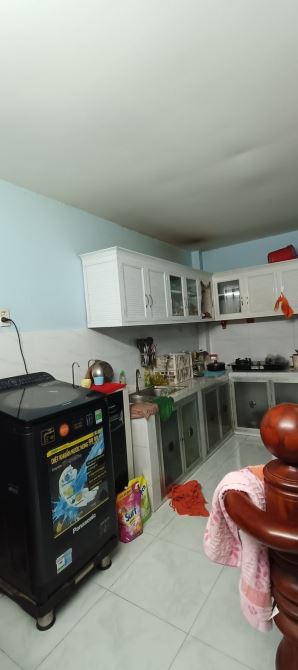 Bán nhà Cần Đước, đường DT826 (Đinh Đức Thiện), 60m2, 1 lầu, KCN Cầu Tràm, nhỉnh 1 tỷ - 1