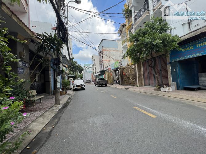 Mặt Tiền Ca Văn Thỉnh - Bàu Cát, Tân Bình. DT: 6x27m, Nhà Cũ Tiện Xây Mới Giá 22.5 Tỷ - 1