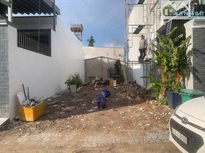 Đất Tương Bình Hiệp giá rẻ DT: 5,2 x14(72m²) ; thổ cư gần 100%. - 1