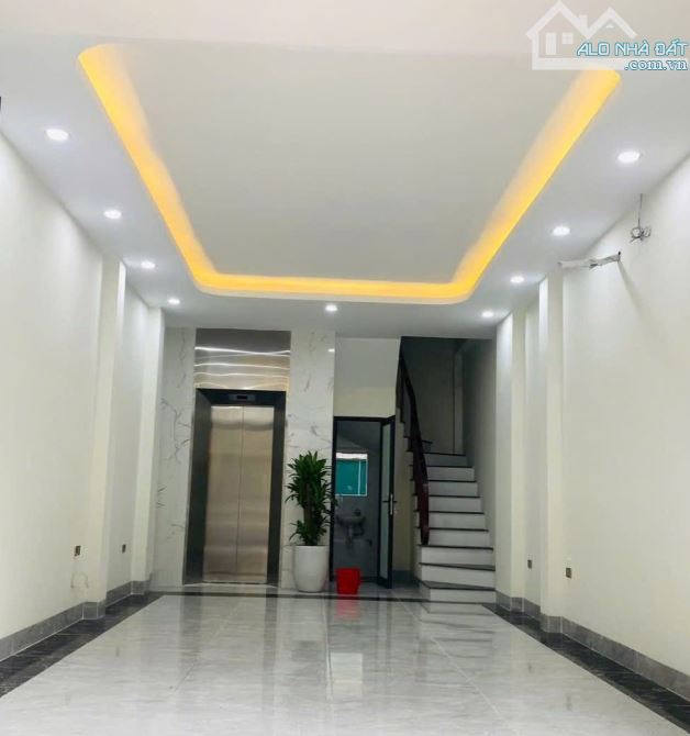 OTO đỗ cửa, Phan Đình Giót, La Khê, Hà Đông 61m x 5 tầng THANG MÁY 12,8 tỷ - 1