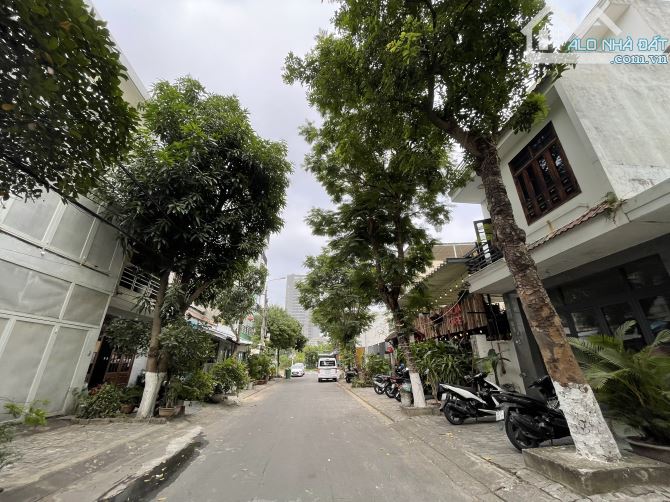 Cần bán đất MT đường Lý Thánh Tông. DT 131m2. Đối lưng đường Phạm Văn Đồng - 1