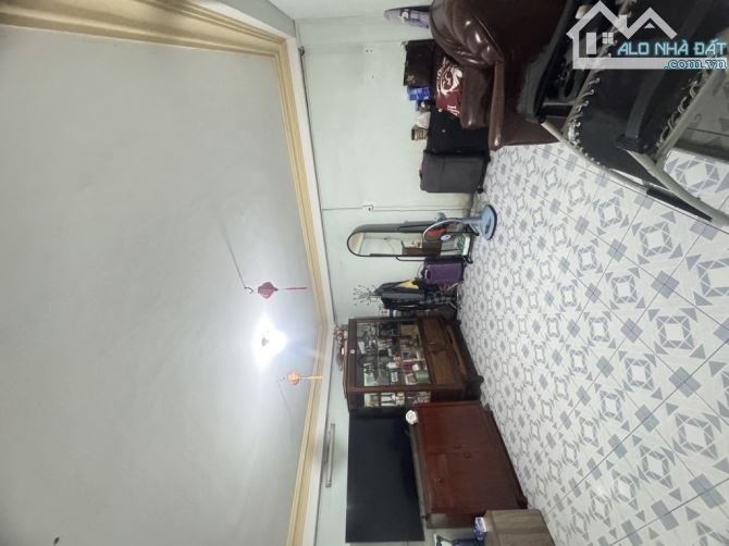 BÁN GẤP Nhà DIỆN TÍCH KHỦNG THÂN VĂN CHUNG, 136m2, 9x15, 3 Tầng, giá 12 tỷ hơn. - 1