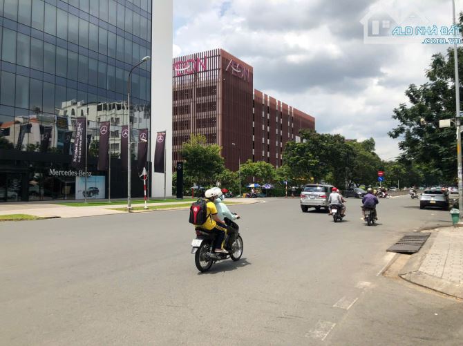 * Tân Phú. Hàng hiếm. Bờ bao Tân thắng. 69 m2. 4x17. 2 tầng. 9.x tỏi. - 1