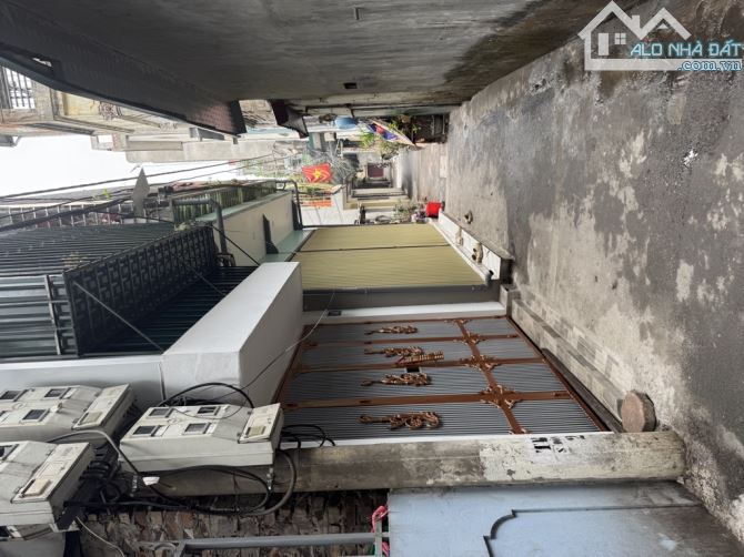 SÀI ĐỒNG, HOÀNG THẾ THIỆN NHÀ 3 TẦNG DIỆN TCHS 60 M2 HÀNG HIẾM GIÁ CHỈ HƠN 3 TỈ - 1