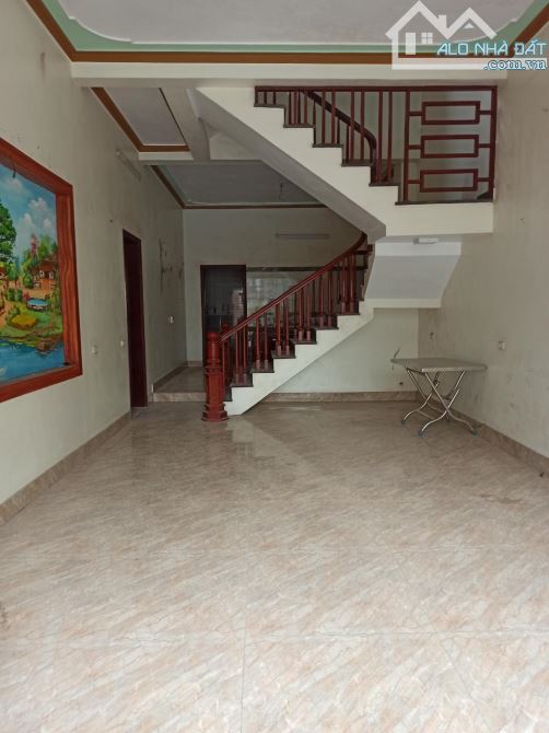 🏡 BÁN NHÀ 3 TẦNG, 94m – LẠC ĐẠO, HƯNG YÊN - 1