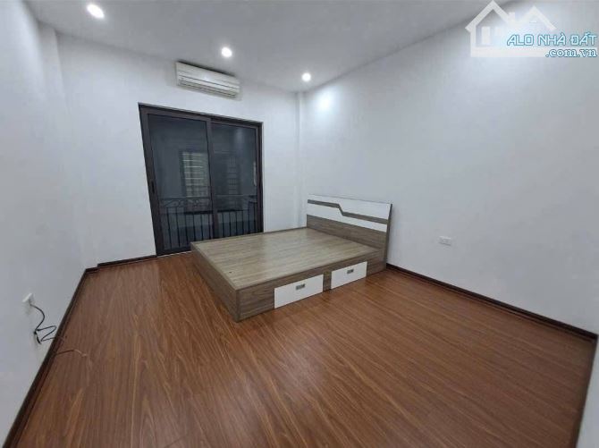 cần bán nhà 44m,4t tại Tô Hiệu,Hà Đông, cách ô tô đỗ chỉ vài bước giá 8t - 1