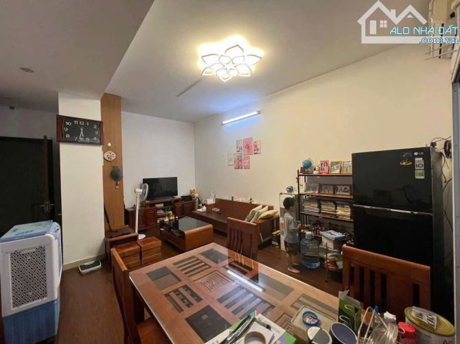 HIẾM- Bán căn chung cư viện Bỏng 77m 2PN ở Phùng Hưng – Thanh Trì, giá 4.8tỷ, full đồ - 1
