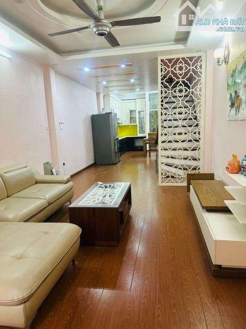 Phú Diễn, Kinh Doanh, Ô tô Đỗ Cửa, Vài Bước Ra Phố, DT 47m2, MT 3.6M, 11.7 Tỷ - 1