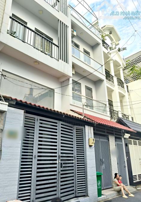 5,9 TỶ có ngay nhà 4 tầng đường TÔ NGỌC VÂN, phường THẠNH XUÂN,Q12,dt 64m²Thu nhập 18tr/th - 1