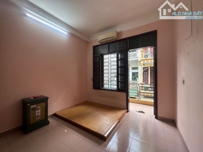 Bán nhà phố Vũ Ngọc Phan – ngõ rộng, nhà đẹp ở ngay – 49m² – 12.1 tỷ - 1