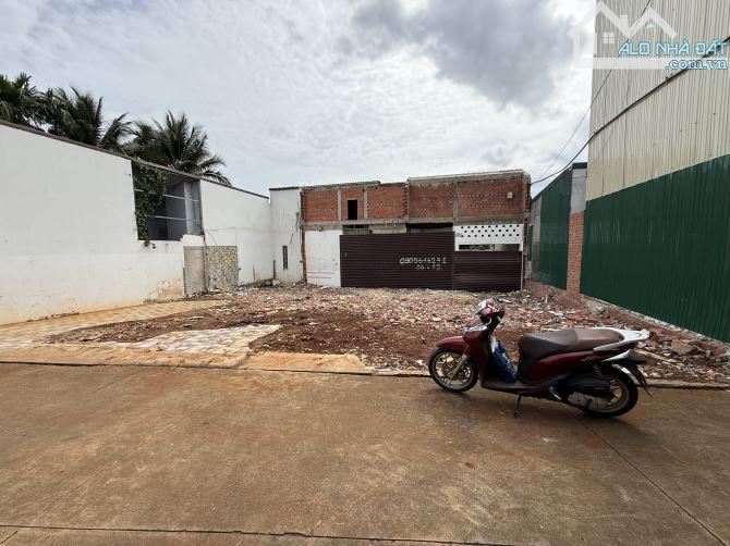 ĐẤT HẺM 92 NGUYỄN XUÂN NGUYÊN: GIÁ 3.45 tỷ - 1