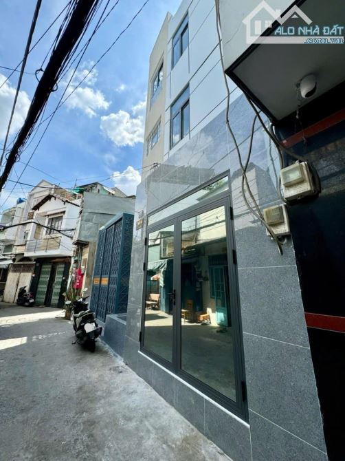 NHÀ ĐẸP LŨY BÁN BÍCH, TÂN PHÚ, 3.3x5.5M, 1 TRỆT 2 LẦU, 2PN, 3WC, GẦN ĐẦM SEN. GIÁ 2.99 TỶ - 1