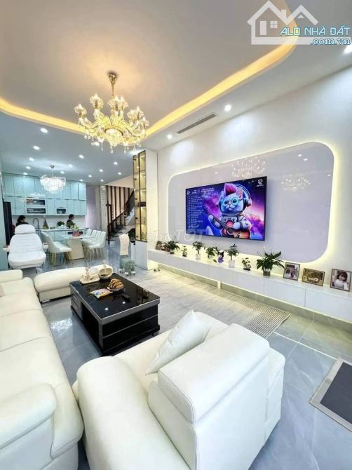 Bán Gấp! Trần Hữu Tước, Lô góc, Gần phố, nhà đẹp ở ngay, 38m2*5T - 1