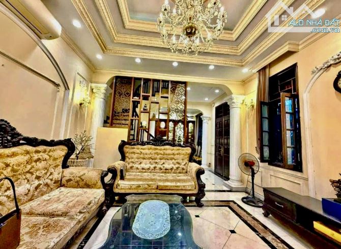 Có 1-0-2, phố Nguyễn_Đức_Cảnh, ngõ thông, kinh doanh sầm uất, 40m2, 6 tầng, chỉ nh.ỉnh 7 - 1