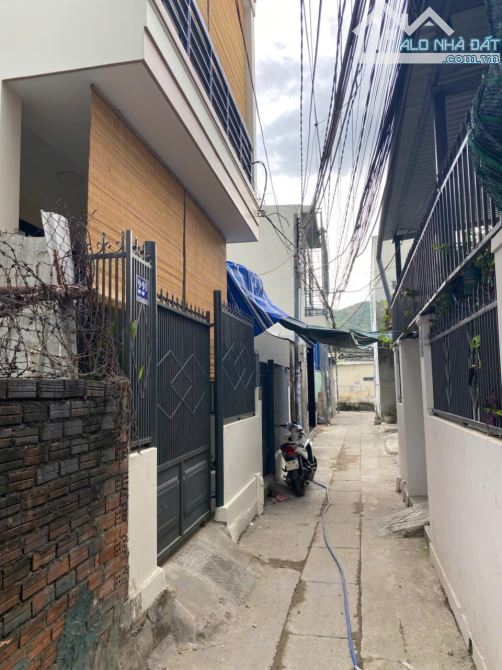 Bán Nhà 3 tầng mới hẻm Tân Phước - Phước Long, 3PN 2WC, Dt: 47,1m2 chỉ 2ty750.SỔ HOÀN CÔNG - 1