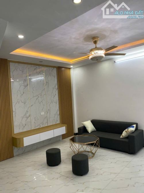 BÁN NHÀ NGHĨA LỘ, YÊN NGHĨA,DT 31M, 3T. MT 3,2M, GIÁ 4,65 TỶ - 1