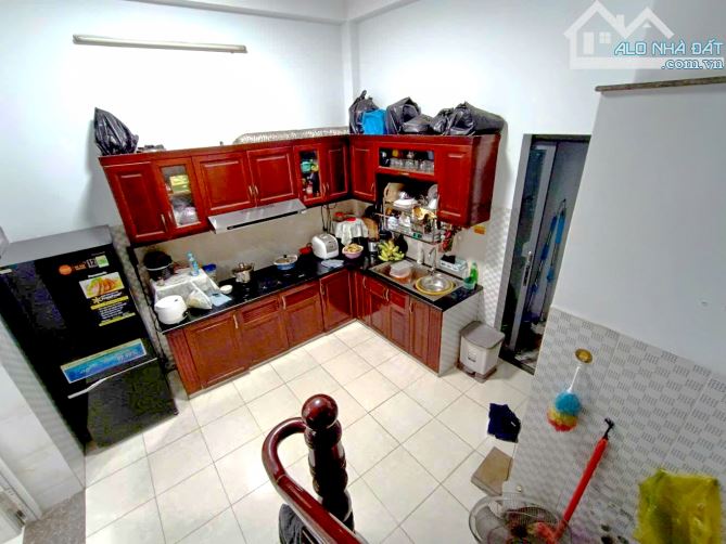 Bán nhà mặt tiền, 5 tầng, 95m2, 5x18, nở hậu, Bình Trị Đông Bình Tân, nhỉnh 9 tỷ, xe hơi t - 1