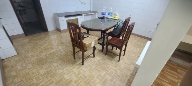 Cho thuê nhà nguyên căn phố Cự Lộc, Thượng Đình, Thanh Xuân. DT 60m 4 tầng, giá 18tr - 1