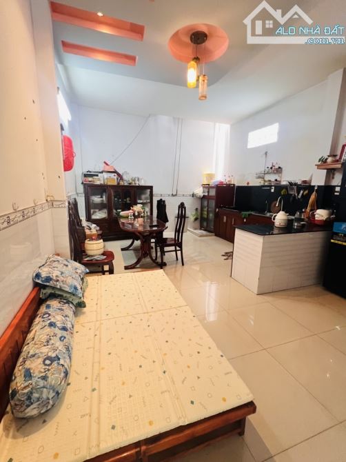 🏡 Nhà Đẹp 2 Tầng Nguyễn Văn Quá Q12 - 4.5x18m - Giá 4.45 Tỷ - Sát Chợ Cầu! 🌟 - 1