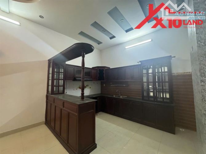 Bán Nhà 1 trệt 1 lầu 210m2 đường ô tô Chợ 26 TP Biên Hòa có 4,5 tỷ - 1