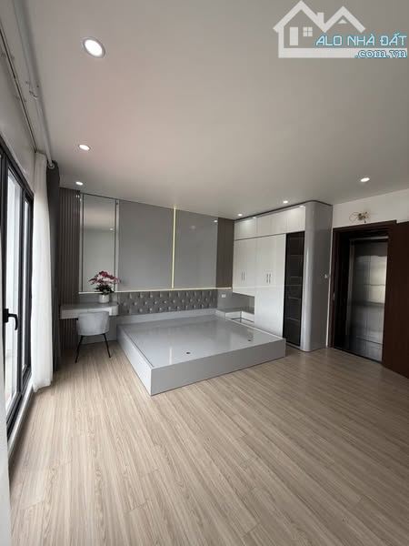 BÁN NHÀ ĐÀM QUANG TRUNG, 6 TẦNG ,THANG MÁY, 40 M.  CHỈ 9...TỶ - 1