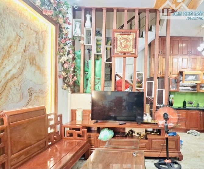 Nhà Trần Bình 6 tầng , MT 5m, 38m, giá 11,75 tỷ, Ô tô đỗ cổng, sổ hoa hậu, tặng full nội t - 1