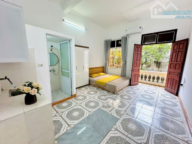 Cho Thuê CCMN 81 Trung Kính Cầu Giấy 25m2 Cửa Sổ Ban Công Thang Bộ Full Đồ Trống 16 Phòng - 12