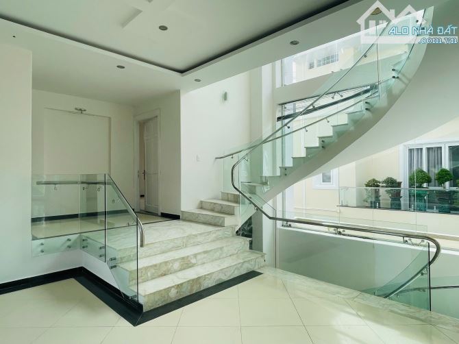 Biệt thự đồi view biển siêu đẹp tại Nha Trang - Giá 65tr/m²- - 12