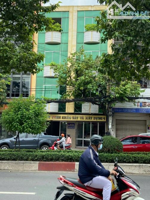 Cho thuê 2 căn liền kề mặt tiền đường Đồng Khởi - TP. Biên Hoà - tỉnh Đồng Nai - 12