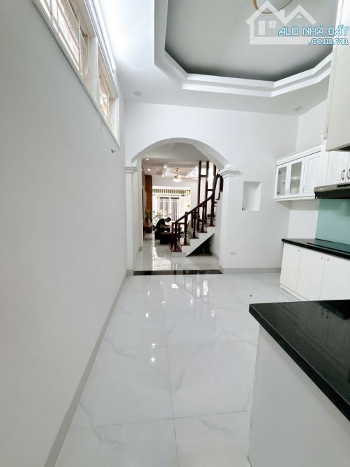 Bán nhà Quan Hoa, Cầu Giấy, 47m2, 4 tầng, giá 12.9 tỷ - 12