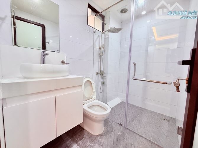 Bán nhà Lĩnh Nam. Thang máy - full nội thất. Vị trí đẹp - Ô tô tránh 1 nhà. - 13