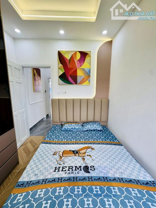 BÁN NHÀ 4 TẦNG, MẶT TIỀN NGUYỄN VĂN TRỖI (full nội thất) - Sau lưng KÝ TÚC XÁ ĐẠI HỌC CT - 14