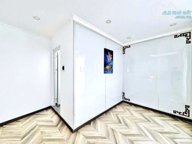 TT GÒ VẤP NGANG 4.7  X 10 HẺM XE HƠI - XE HƠI VÀO NHÀ - FULL NỘI THẤT SỊN SÒ VÀO Ở NGAY - - 15