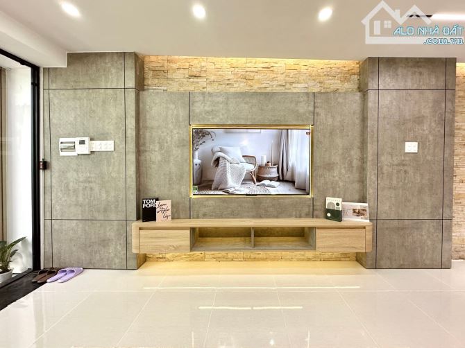 ĐỈNH NÓC KỊCH TRẦN  - SIÊU ĐẸP KTS THIẾT KẾ FULL NỘI THẤT - 5 TẦNG - HẺM ÔTÔ - 15