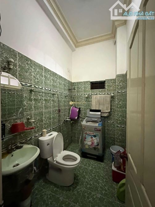 Nhà Phố - Mặt tiền KQH - 3 tầng - Sổ riêng - đường Hoàng Văn Thụ, Phường 4, Đà Lạt, đường - 17