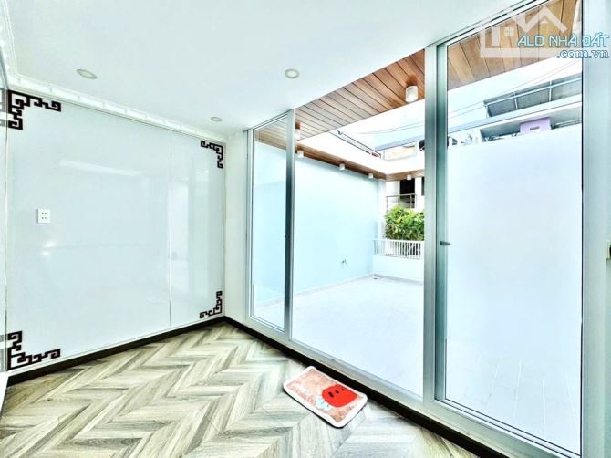 TT GÒ VẤP NGANG 4.7  X 10 HẺM XE HƠI - XE HƠI VÀO NHÀ - FULL NỘI THẤT SỊN SÒ VÀO Ở NGAY - - 18