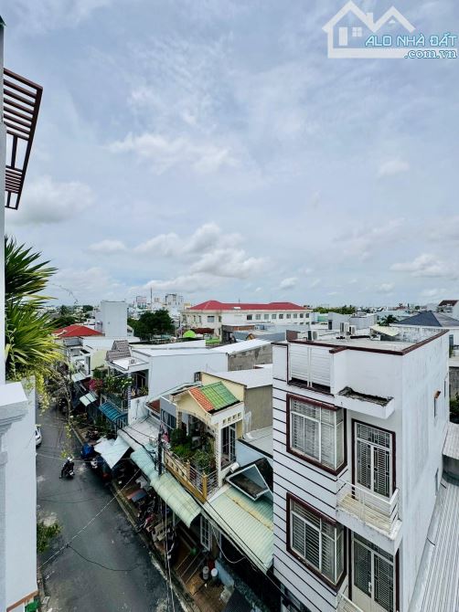 BÁN NHÀ 4 TẦNG, MẶT TIỀN NGUYỄN VĂN TRỖI (full nội thất) - Sau lưng KÝ TÚC XÁ ĐẠI HỌC CT - 18
