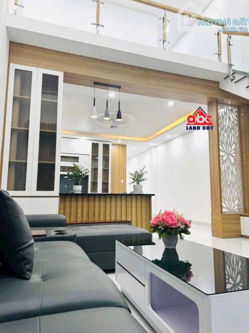 Bán nhà phố mới Gần Sân Banh Tám Đáng - Trường mầm non Tinh Khôi 3 Thiện Tân Giáp Trảng Dà - 2