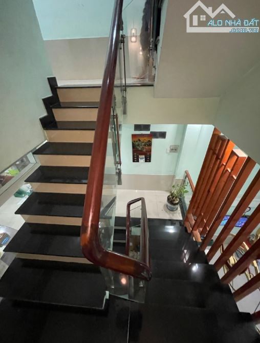 BÁN NHÀ 5 TẦNG SÁT MẶT TIỀN TRỊNH THỊ MIẾNG – GẦN CHỢ BẮP- 60M2- GIÁ CHỈ 5,3 TY TL - 2