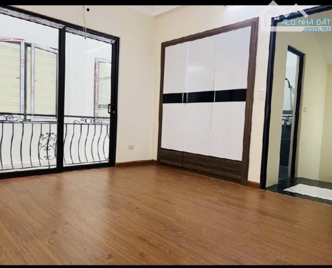 💥 HÀNG HIẾM BÁT KHỐI – NHÀ MỚI TINH – Ô TÔ ĐỖ CỔNG 💥VƯU SÔNG HỒNG   🏡 DT 31m², MT 3.6m, - 2